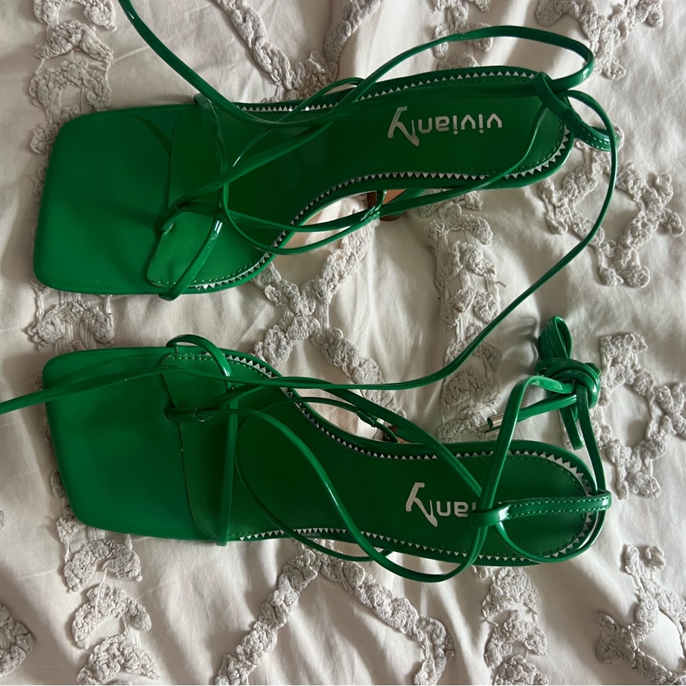NEW Vibrant Green Strappy Sandals